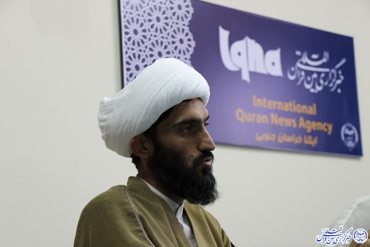 وقتی مسجد در میان آسمان خراش&zwnj;ها گم می&zwnj;شود