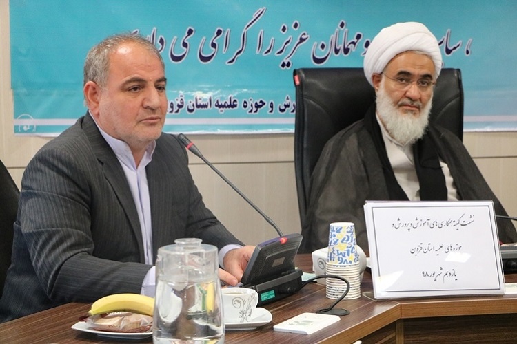 لزوم جلب توجه دانش&zwnj;آموزان به مسائل قرآنی/ برنامه&zwnj;های دینی ما را به کمال سوق می&zwnj;دهد