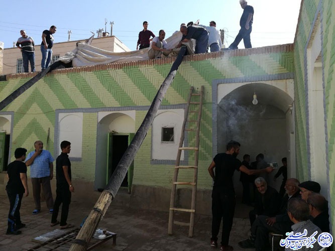 بیرق عزا در حسینیه کبابی بیرجند