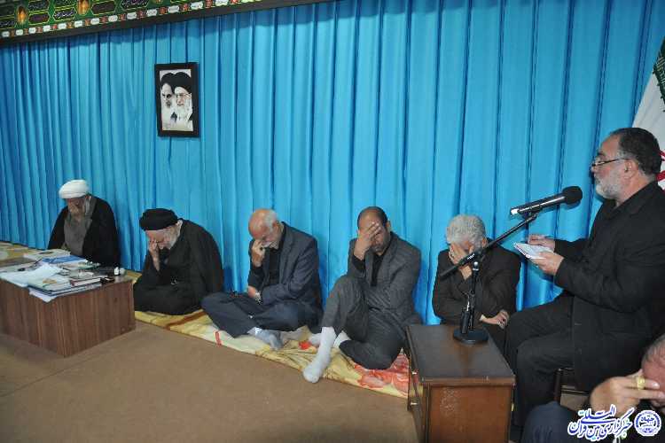 دیدار دست اندرکاران همایش شیرخوارگان حسینی با آیتالله عبادی دیدار دست اندرکاران همایش شیرخوارگان حسینی با آیتالله عبادی