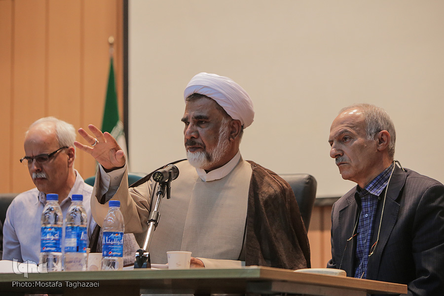 مروری بر تفاوت‌های اسلام طالقانی و اسلام طالبانی و اثرات شوم استبداد دینی
