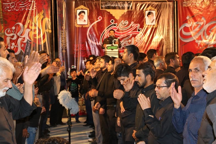 تصاویری از شب عاشورا در زاهدان