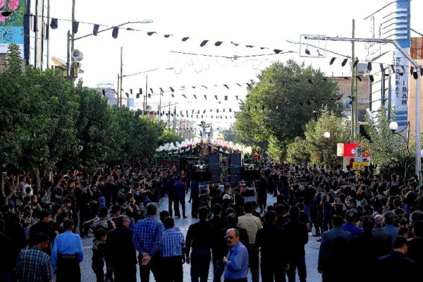 عزاداری مردم چهارمحال و بختیاری در شب عاشورای حسینی