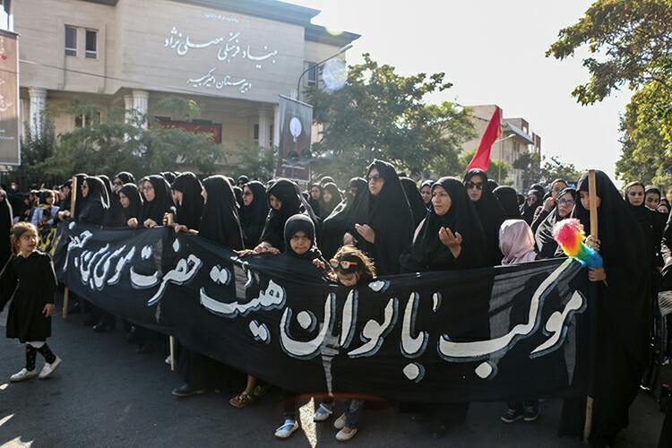 گزارش تصویری دسته عزاداری احمدیه زنجان گزارش تصویری دسته عزاداری احمدیه زنجان