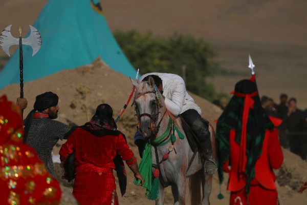 گزارش تصویری از تعزیه‌خوانی در چهارمحال و بختیاری