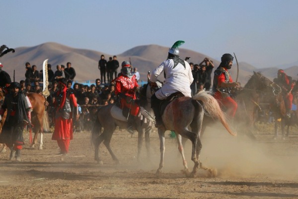 گزارش تصویری از تعزیه‌خوانی در چهارمحال و بختیاری