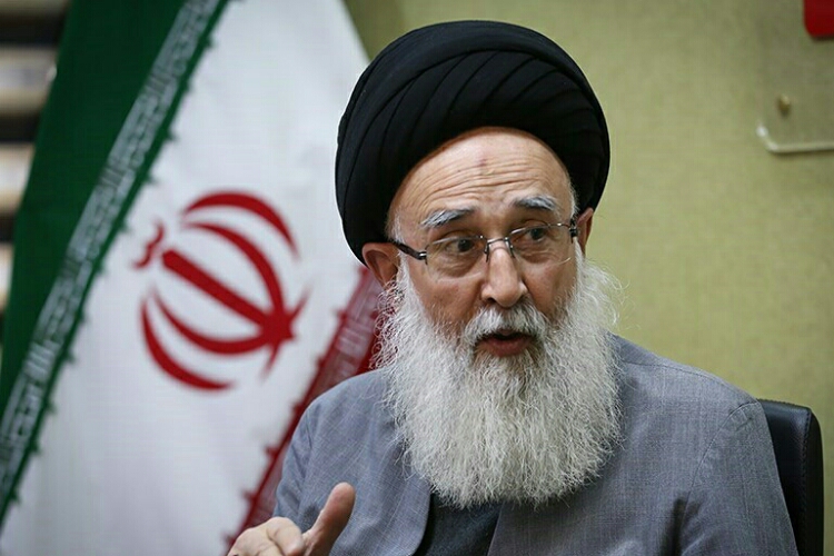 عدم تبعیت از ولی خدا به معنای خروج از دین است/ آیت&zwnj;&zwnj;الله مدنی یک امام شناس به تمام معنا بود