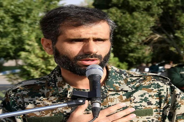 دعا خوانی در مسجد پلی برای رسیدن به مداحی