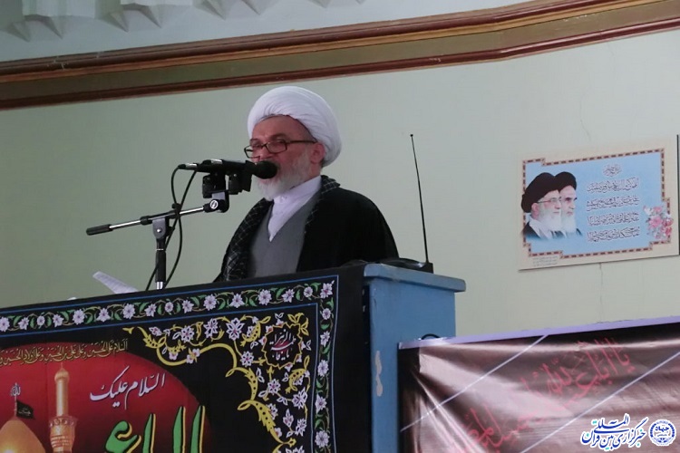 جاذبه مساجد را برای جذب جوانان بالا ببریم