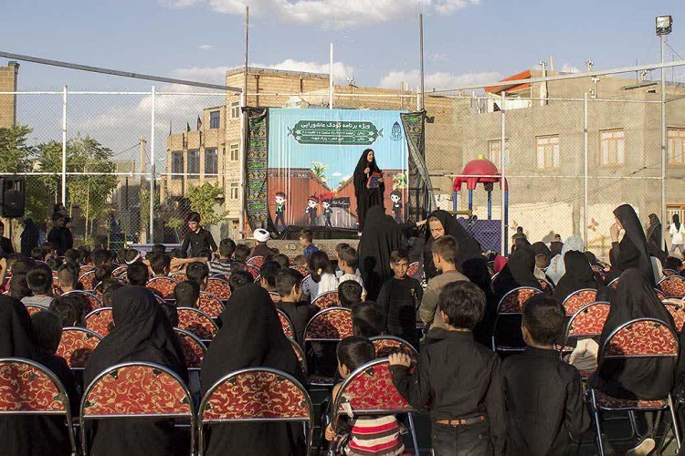 آخرین پویش &laquo;فصل گرم کتاب&raquo; در کنار خیمه&zwnj;های عاشورایی در همدان برگزار شد