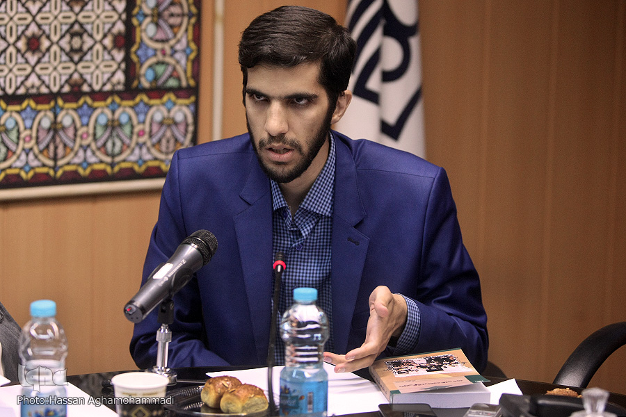 «تکوین نهاد مرجعیت تقلید شیعه» برخلاف عنوان به نهاد روحانیت پرداخته است