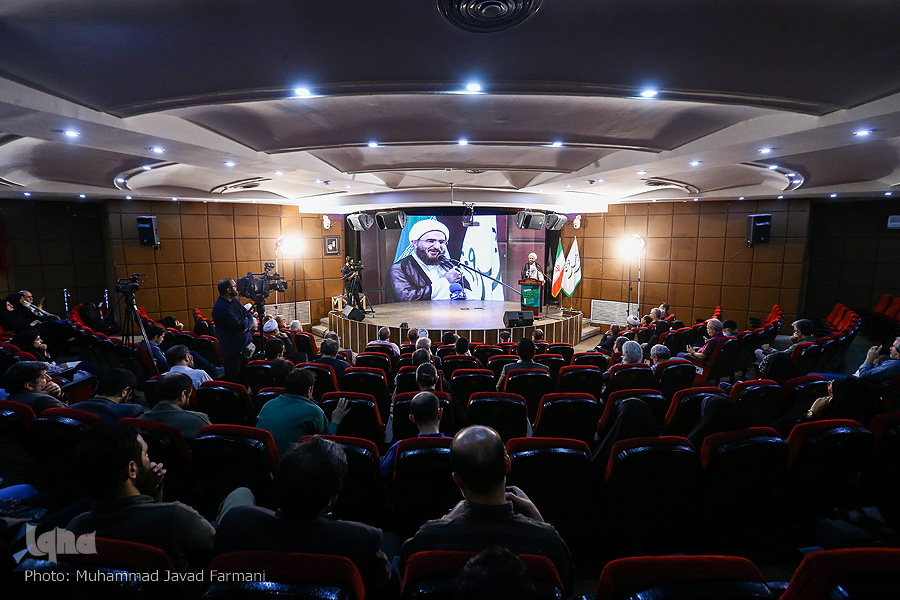 انقلاب اسلامی محصول قرائت دقیق از نهضت امام حسین‌(ع) است