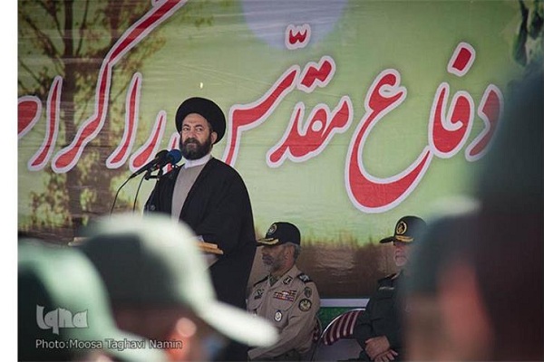 مقاومت ملت ایران اقتدار کشور را دوچندان می&zwnj;کند