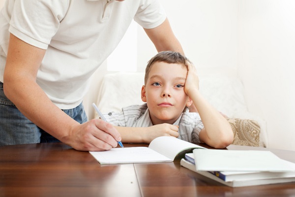 کودک پرمشغله / کودک ربات نیست