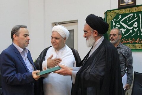 تجلیل از پرهیزگار در شورای توسعه فرهنگ قرآنی قم