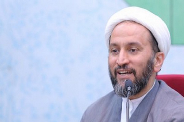 ظرفیت&lrm;های فقه در حل مشکلات مرتبط به علوم انسانی از فلسفه بالاتر است