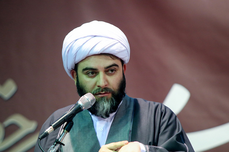 ساده زیستی شهید رجایی باید الگوی مسئولان کشور باشد.