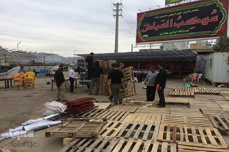 خدمت برای اربعین / هیاتی&zwnj;ها سنگ تمام می&zwnj;گذارند