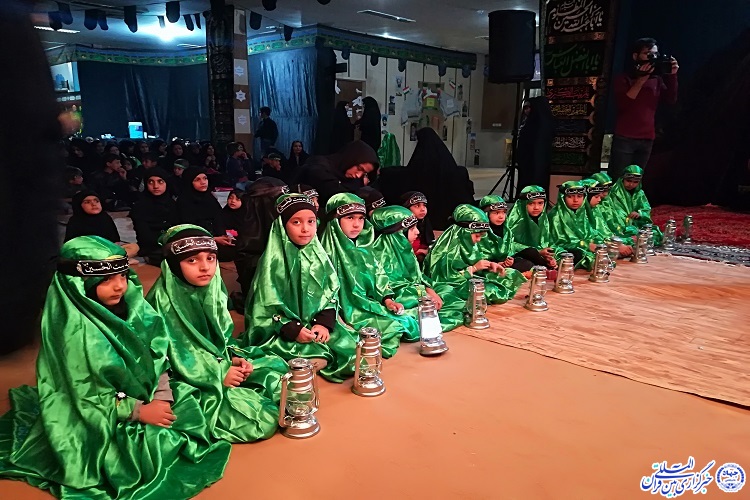 زن پاکدامن و صالح برترین گنج در زندگی است