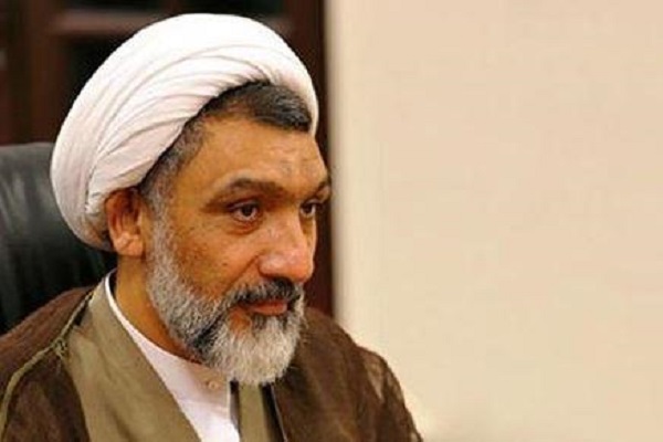 فهم دین و صبر مسیر رسیدن به کمال را سهل می&zwnj;کند