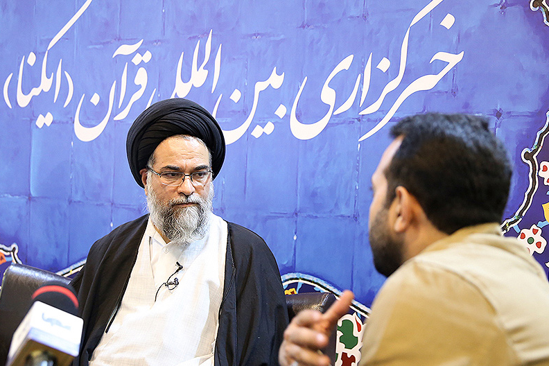 فقه بدون پاسخگویی به مسائل زمانه دفن می‌شود/ پژوهش‌ها از عواطف و آرای مردم دور نشوند