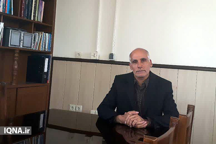مدیرکلی یزدی که به جلسات خبری نور می&zwnj;بخشد