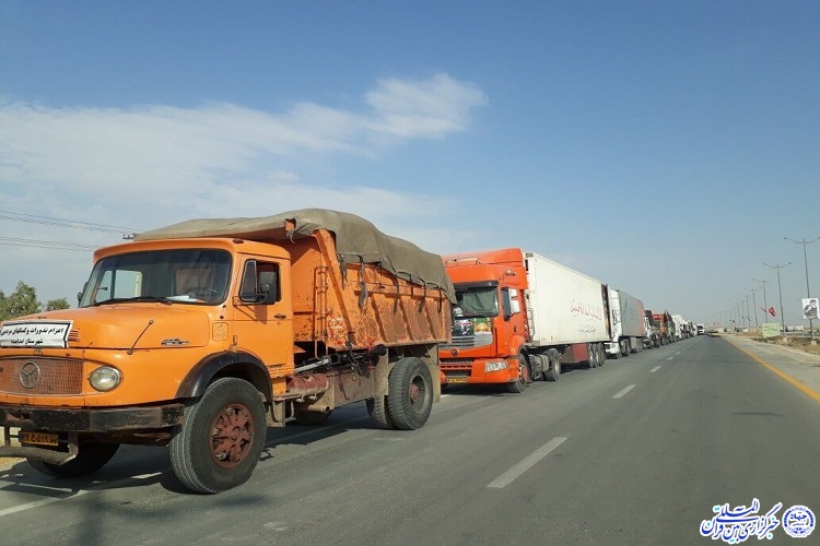کامیون&zwnj;های موکب&zwnj;داران به مرز مهران مراجعه نکنند