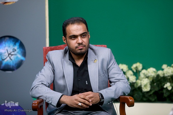 کسب رتبه نخست در تواشیح، مرحله فروپاشی گروه است/ دفاع از داوری‌ها