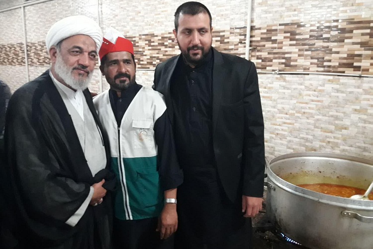 بازدید مسئولین از روند خدمت&zwnj;رسانی به زوار پاکستانی در زاهدان
