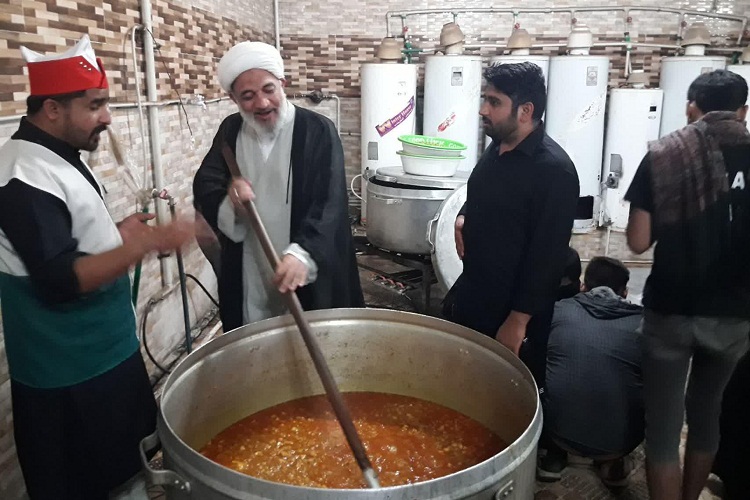 بازدید مسئولین از روند خدمت&zwnj;رسانی به زوار پاکستانی در زاهدان