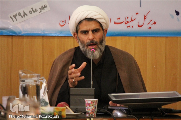 مبلغان همدانی در ایستگاه&zwnj;های اربعین امسال حضور فعال دارند/ ضرورت ایجاد یک جبهه منسجم فرهنگی برای مقابله با دشمن