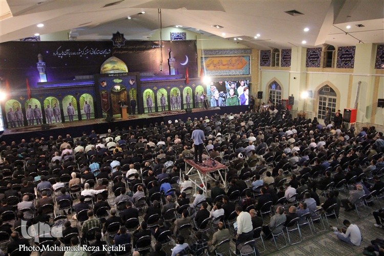 چهارمین مراسم سالگرد شهید حاج حسین همدانی چهارمین مراسم سالگرد شهید حاج حسین همدانی