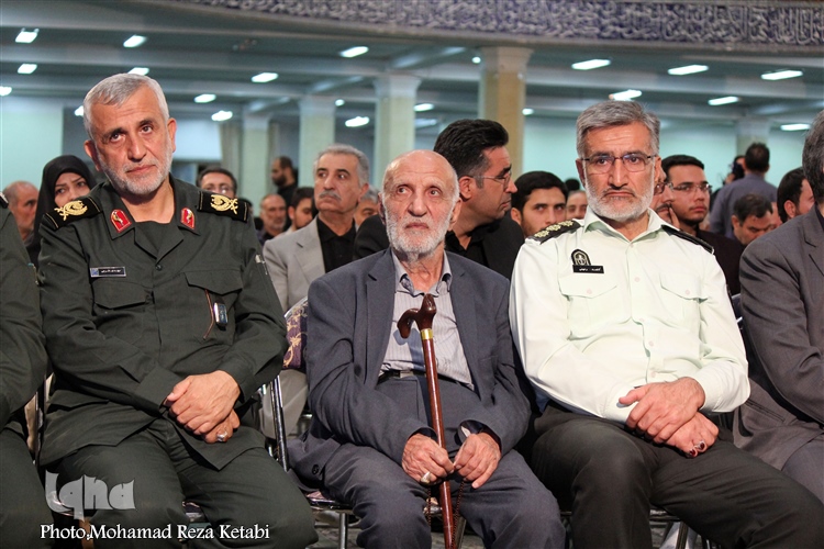چهارمین مراسم سالگرد شهید حاج حسین همدانی چهارمین مراسم سالگرد شهید حاج حسین همدانی