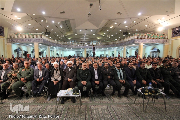 چهارمین مراسم سالگرد شهید حاج حسین همدانی چهارمین مراسم سالگرد شهید حاج حسین همدانی