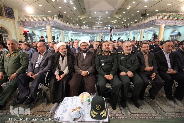 چهارمین مراسم سالگرد شهید حاج حسین همدانی چهارمین مراسم سالگرد شهید حاج حسین همدانی