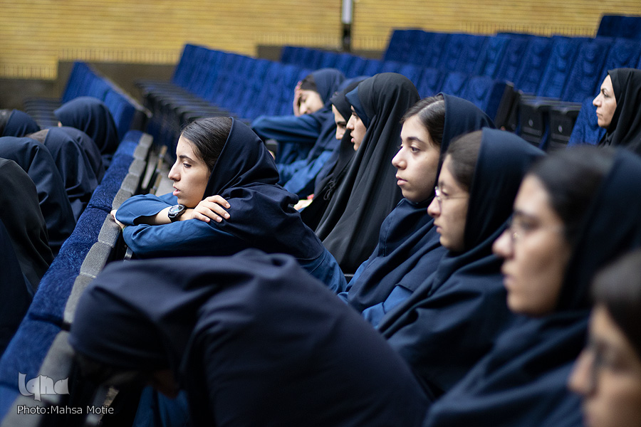 مرحله نیمه نهایی حفظ کل بانوان