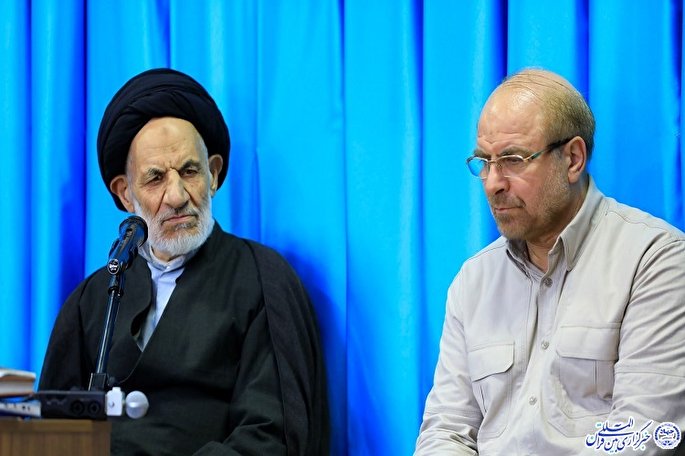 بیداری در گام دوم انقلاب/ تعارفات را کنار بگذاریم