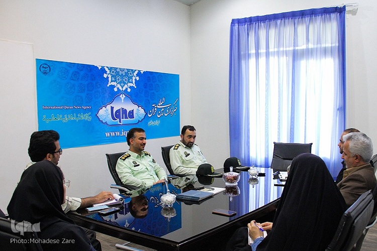 از آموزش قرآنی همکاران تا ایجاد گروه تواشیح در ناجا