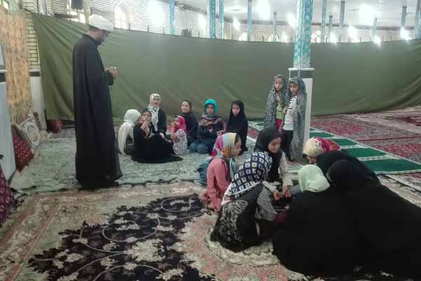 برگزاری کلاسهای قرآن در بقعه متبرکه امامزاده سیدابوالقاسم(ع) برگزاری کلاسهای قرآن در بقعه متبرکه امامزاده سیدابوالقاسم(ع)