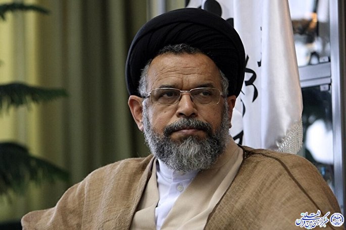 وزیر اطلاعات وارد پایانه مرزی مهران شد