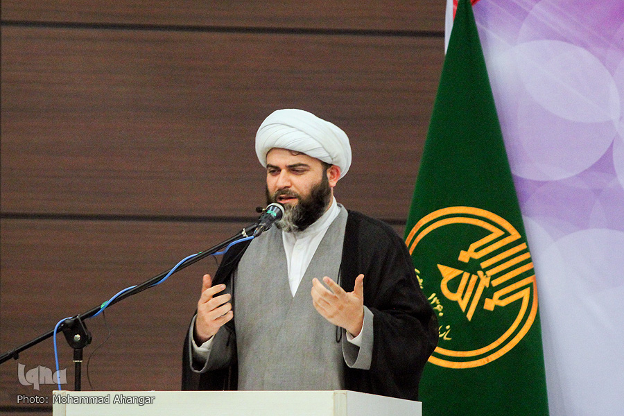 قمی