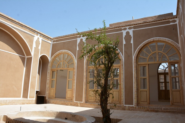 محور گردشگری ادبی یزد با افتتاح خانه فرخی جان می&zwnj;گیرد