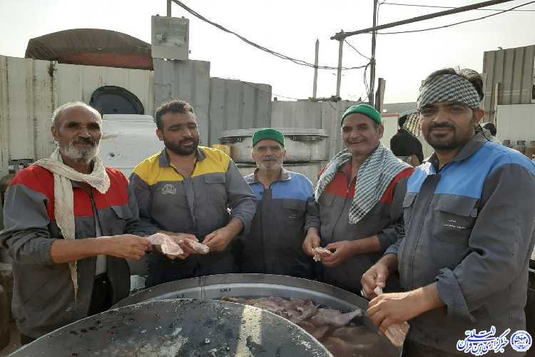 خدمت‌رسانی هیات ابوالفضلی بیرجند به زائران اربعین