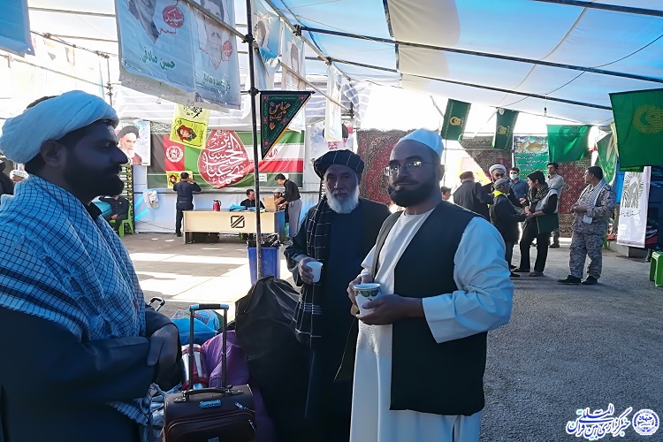 فرزندانم را به سبک و سیره امام حسین(ع) و حضرت علی(ع) پرورش می&zwnj;دهم
