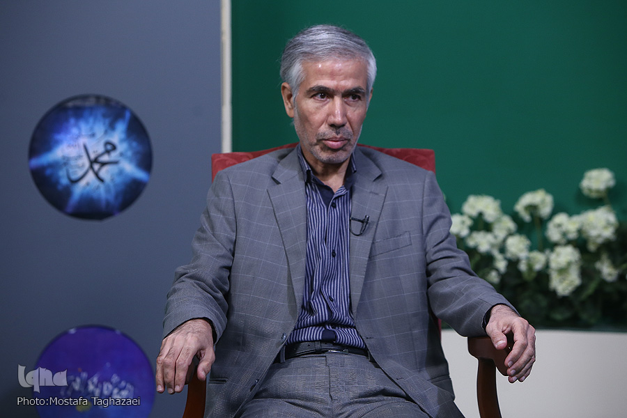 ضرورت فتح‌الفتوح فرهنگی با زبان فارسی/ چرا تأثیرگذارترین جریان شعر دفاع مقدس متوقف شد