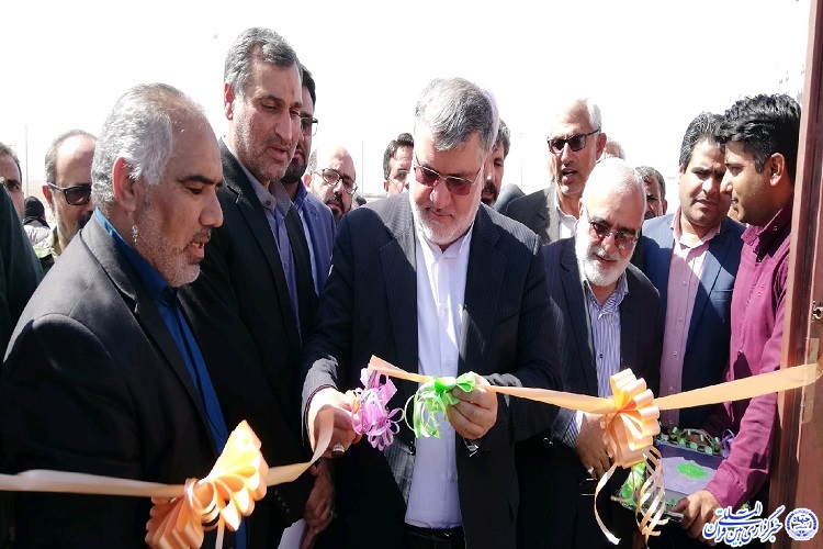 طرح&zwnj;های بزرگ اشتغالزایی با حضور رئیس کمیته امداد کشور در خراسان&zwnj;جنوبی کلید خورد