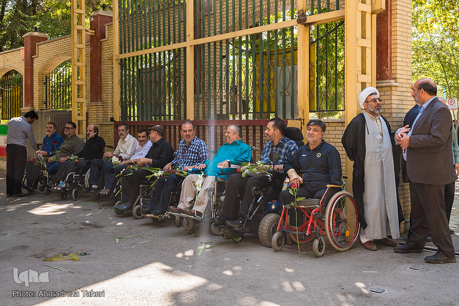 تجلیل از جانبازان هشت سال دفاع مقدس