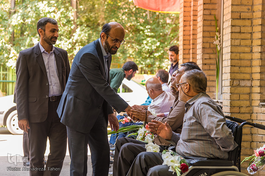 تجلیل از جانبازان هشت سال دفاع مقدس
