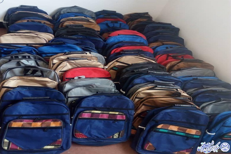 توزیع بیش از 140 بسته تحصیلی بین دانشآموزان کم برخوردار در تایباد توزیع بیش از 140 بسته تحصیلی بین دانشآموزان کم برخوردار در تایباد