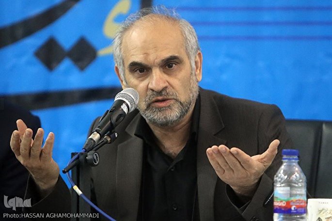 سیری گذرا بر نقاط عطف تاریخ اسلام/ آن‌ها که به زبان، سیدالشهدا(ع) را می‌کشند